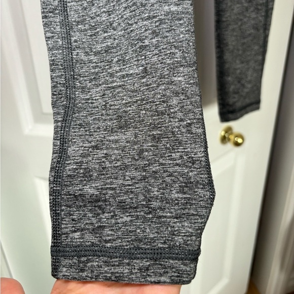 Aerie - The Hugger High Waisted Pocket Legging in Size S - Picture 8 of 9